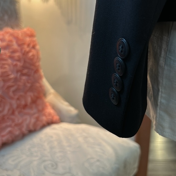 GORGEOUS MARKS&SPENCER BLACK BLAZER SIZE 12 - Picture 12 of 13